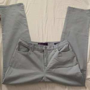 Gently used Women’s Gloria Vanderbilt “Amanda” jeans, gray,  size 12